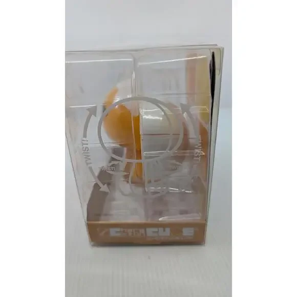 Rubik's Cube Gudetama Figure - Picture 3 of 8